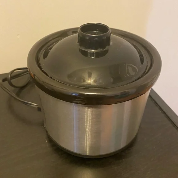 Crockpot Mini Dipper - Picture 2 of 7
